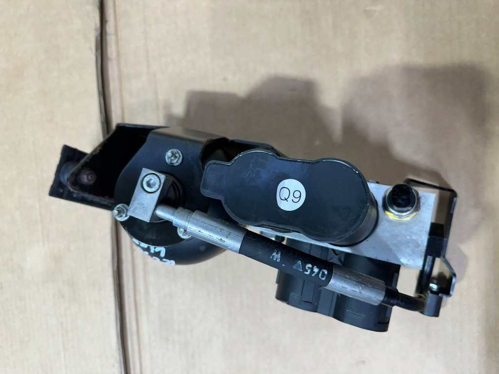 Купить Блок abc, клапанный, клапанов abc задний , задний mercedes sl r230, рестайлинг