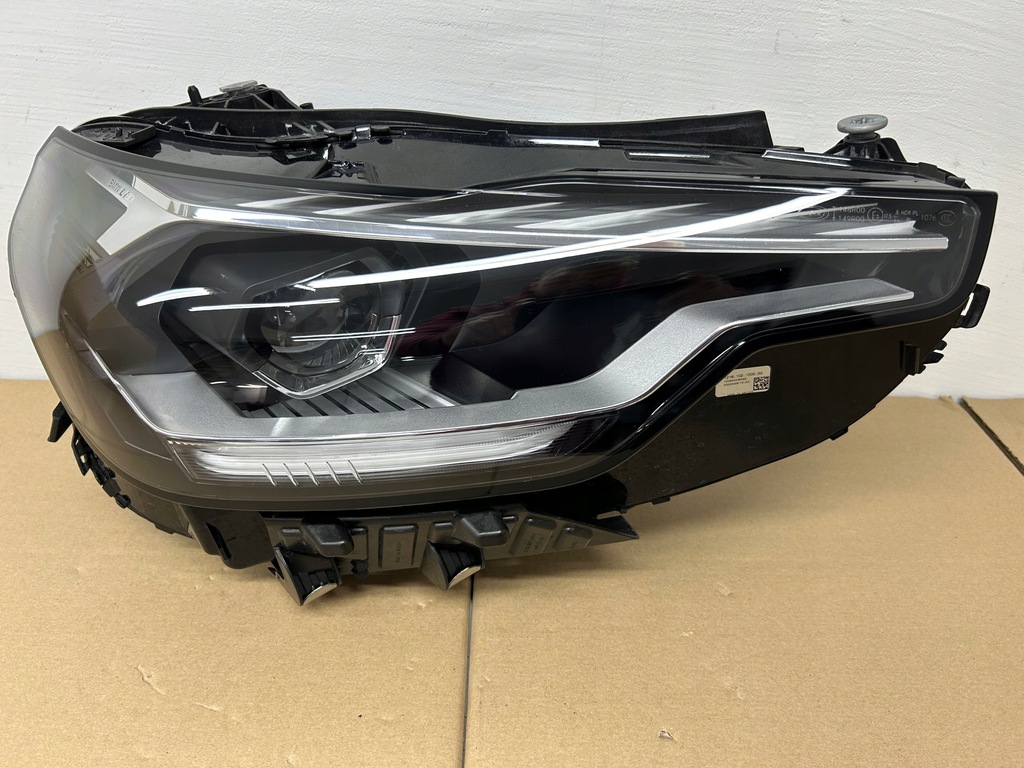 фото №1, Лампа права bmw 2 g42 full led комплектна