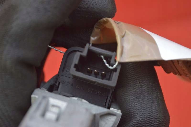 фото №13, Замок зажигания ключ n0502455 peugeot 407 1.8 16v 125 km 04-10