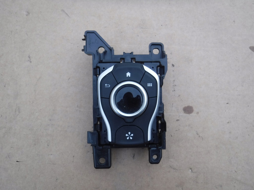 фото №1, Панель переключателей навигации renault talisman 253b07331r 251752075r