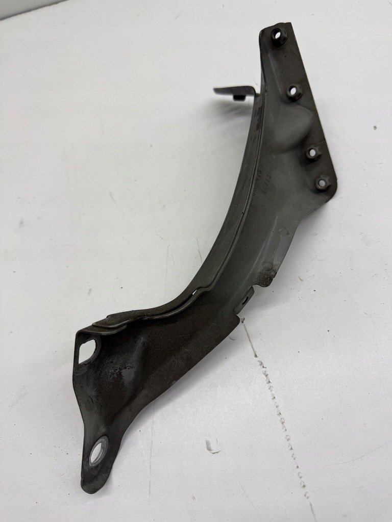 фото №10, Audi a6 s6 c7 кронштейн кронштейн крыла правый перед цвет ly9b