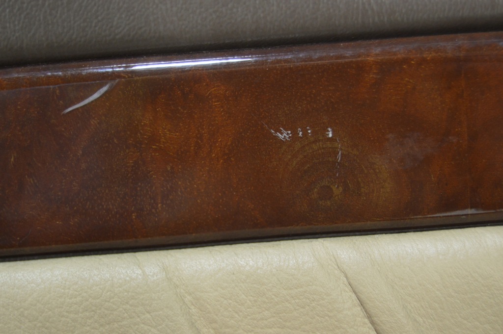 Обшивка правый задний  бежевый mercedes w140 c140 cl 1406908026 в Украине