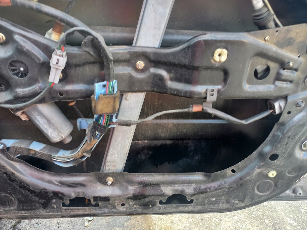 фото №7, Toyota carina e 92-97 двері перед праве