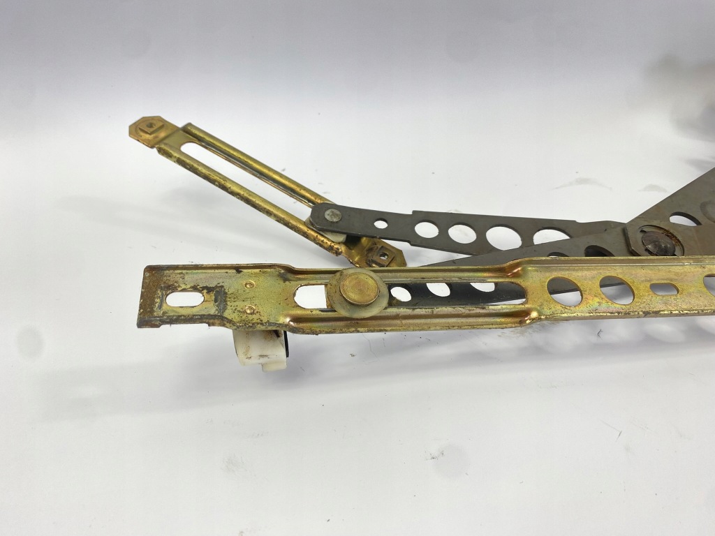 Подъемник механизм стекло правый перед передний ручной механический mercedes w123 Цена