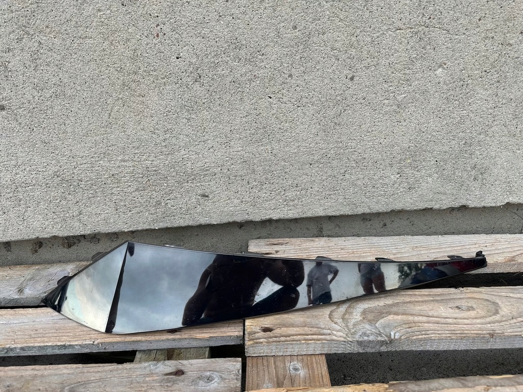 фото №1, Молдинг хром права перед hyundai elantra vii 2020-