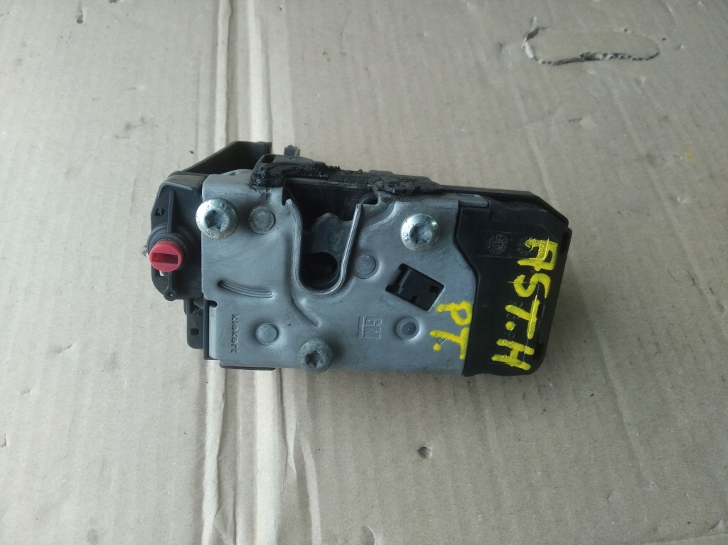 Купити Замок двері задній правий opel astra 3 h 13210739 pw