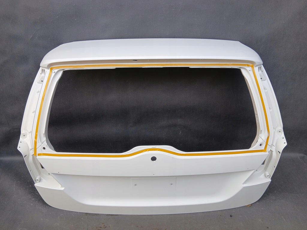 фото №1, Volvo v70 2008 задняя крышка багажника багажника