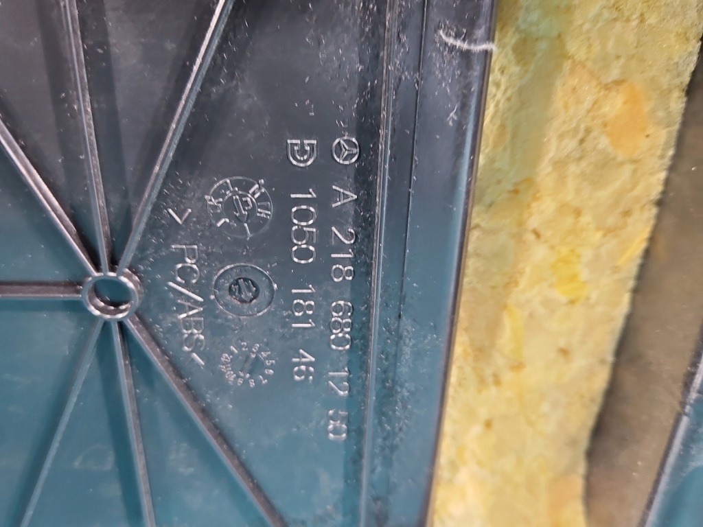 Бардачок задній тунель задній mercedes cls ii 218 10-18 європа Київ