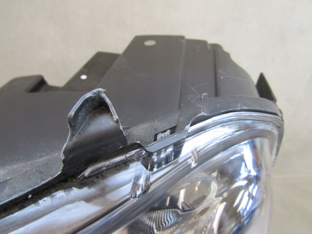 Фара перед citroen c3 рестайлінг  led 20- lh 9836267180 Недорого