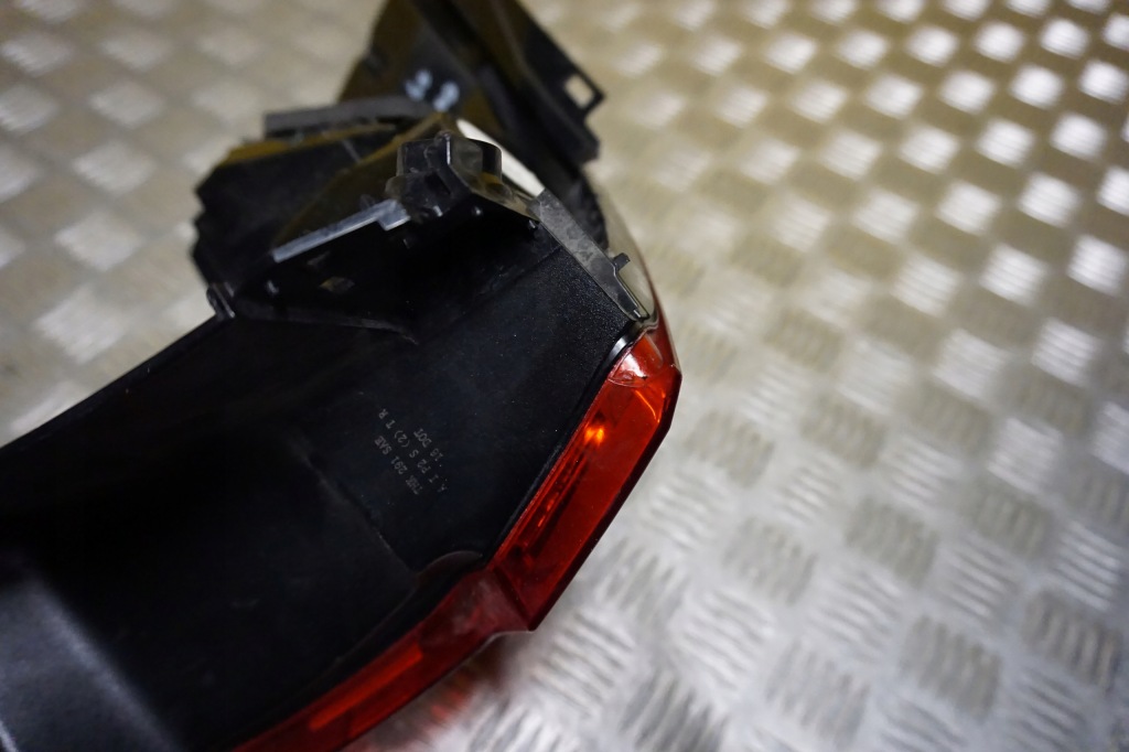 Volvo xc60 2018 - 2023 фара задний задняя левая led америка Оригинал