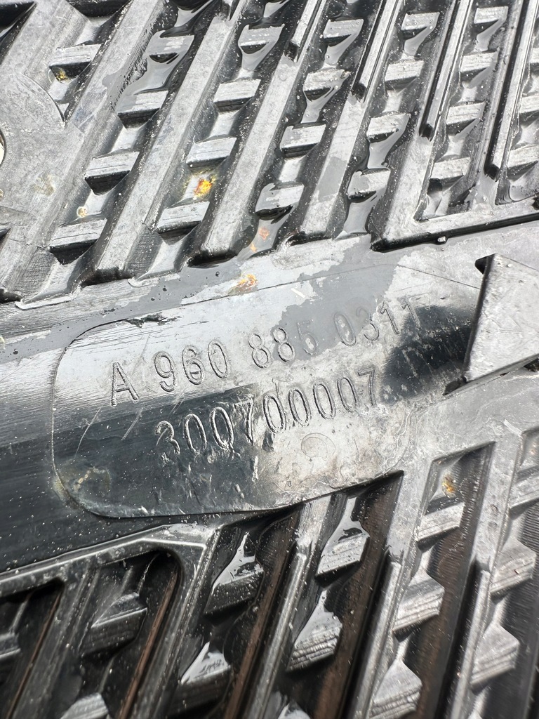 фото №12, Накладка подножка бампера бампер mercedes actros mp4 a9608850311