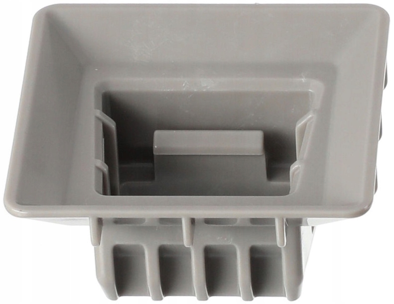 Купити Роз'єм втулка кронштейн noska бампера передній оригінал mazda 3