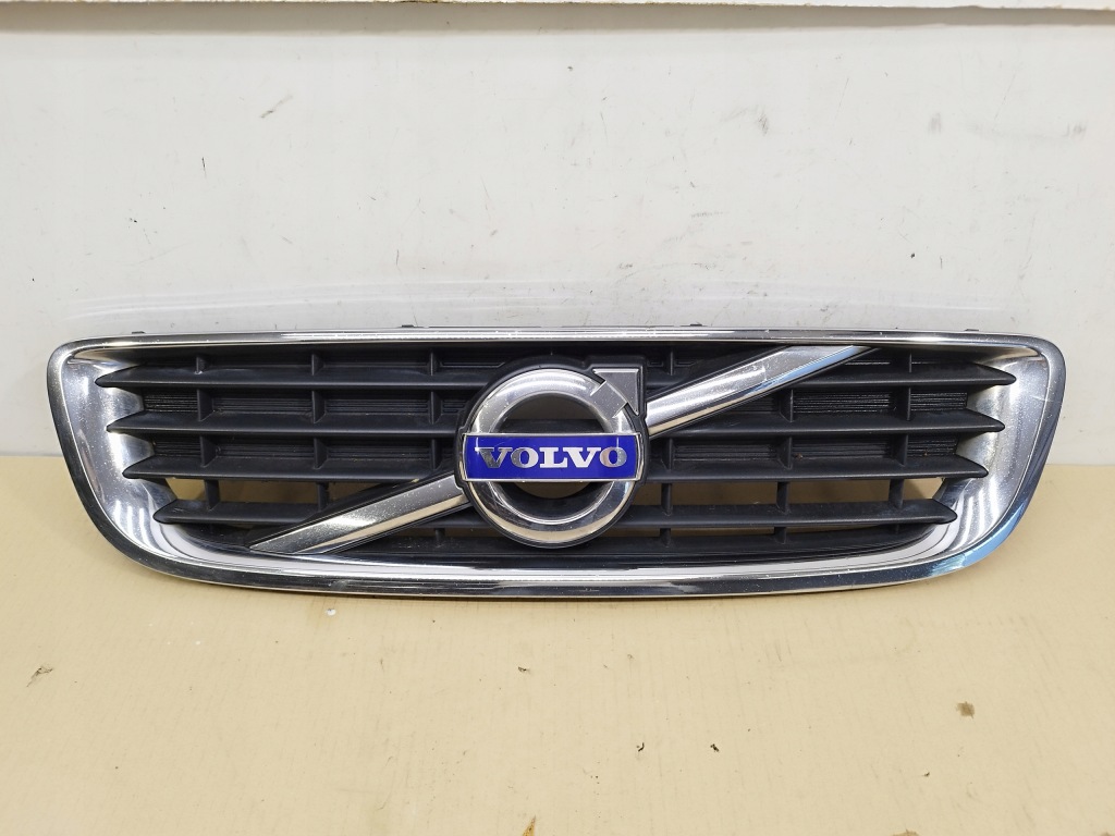 фото №1, Решітка радіатора решітка радіатора бампер перед volvo v50 s40 ii lift lata 2007-2012 31290537