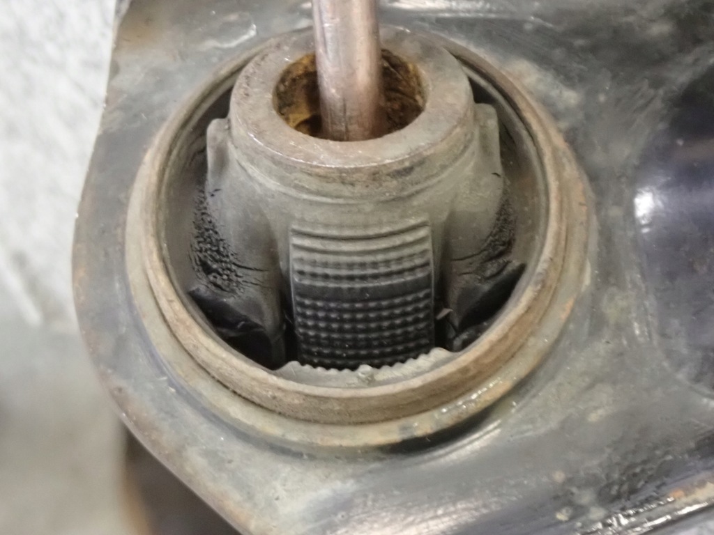 фото №7, Nissan note e12 13- важіль передній правий перед