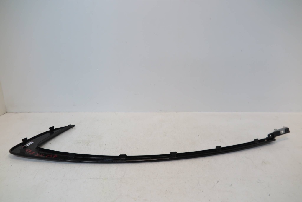 Bmw g42 g87 молдинг стекло правый задний  7482864 оригинал Недорого