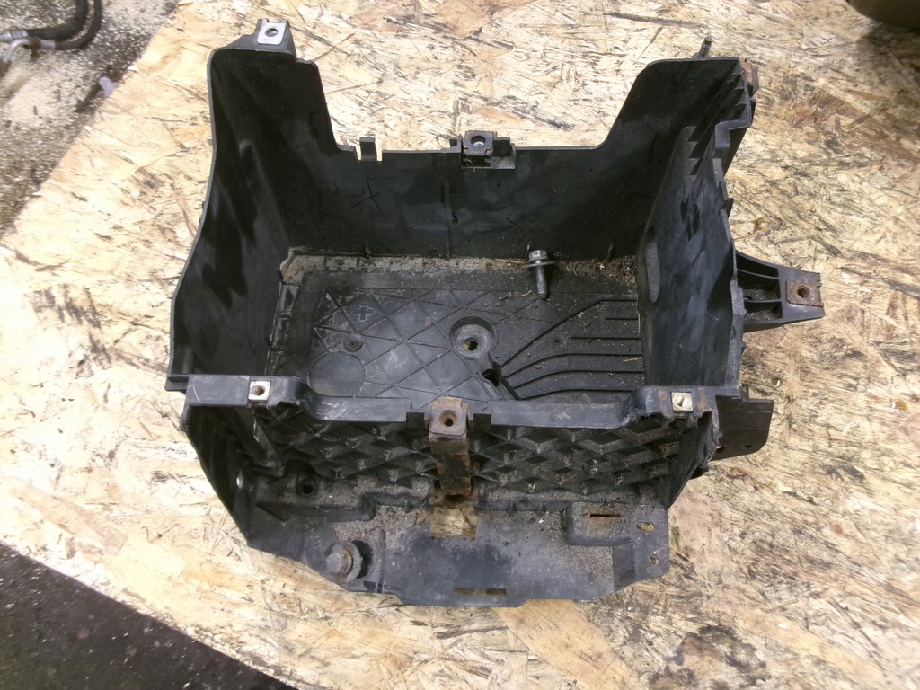 фото №1, Renault megane iii основа акумулятор