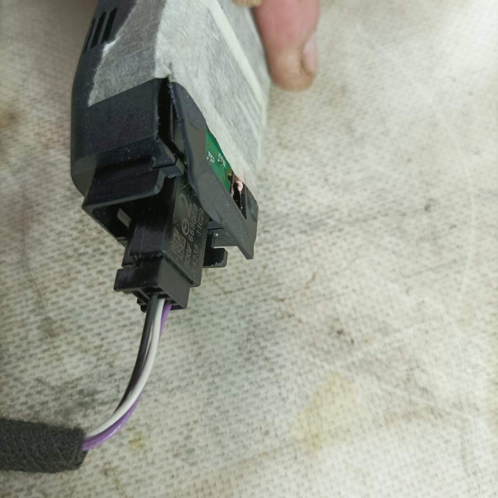 Купить Mazda 3 iv 19- датчик дождя bdgf665g0b америка