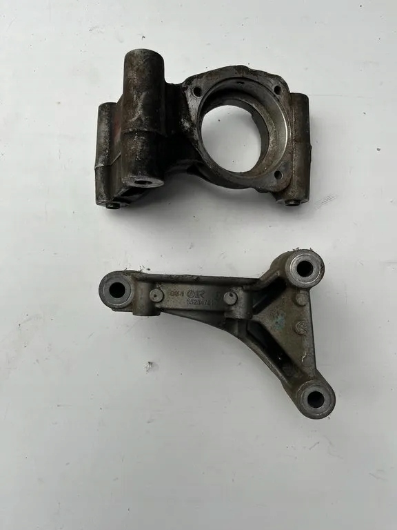 фото №2, Alfa romeo giulietta кронштейн опора полуось 2.0 jtd