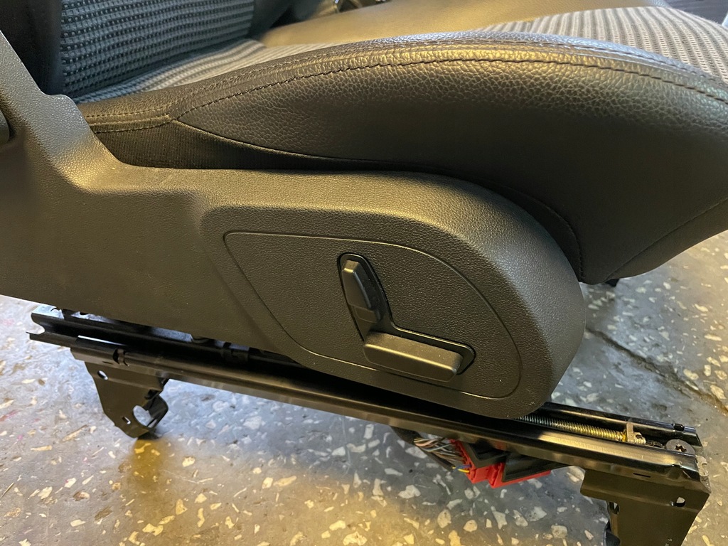 фото №5, Mercedes b klasa w245 сиденья заднее сиденье электрический