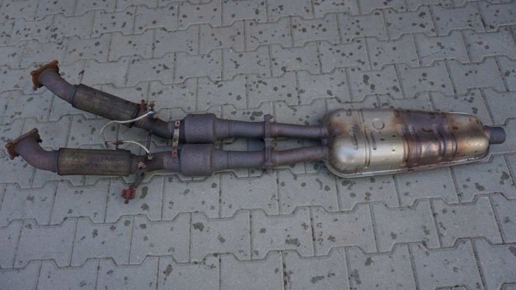 фото №1, Volvo s80 v70 xc70 xc90 3.2 - каталізатор лівий правий kpl.