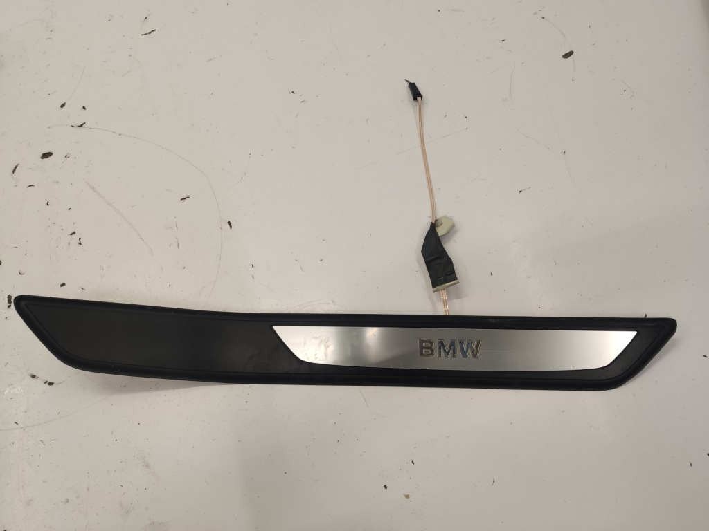 Купить Bmw 7 f02 накладка порог led правый  задняя 7190962