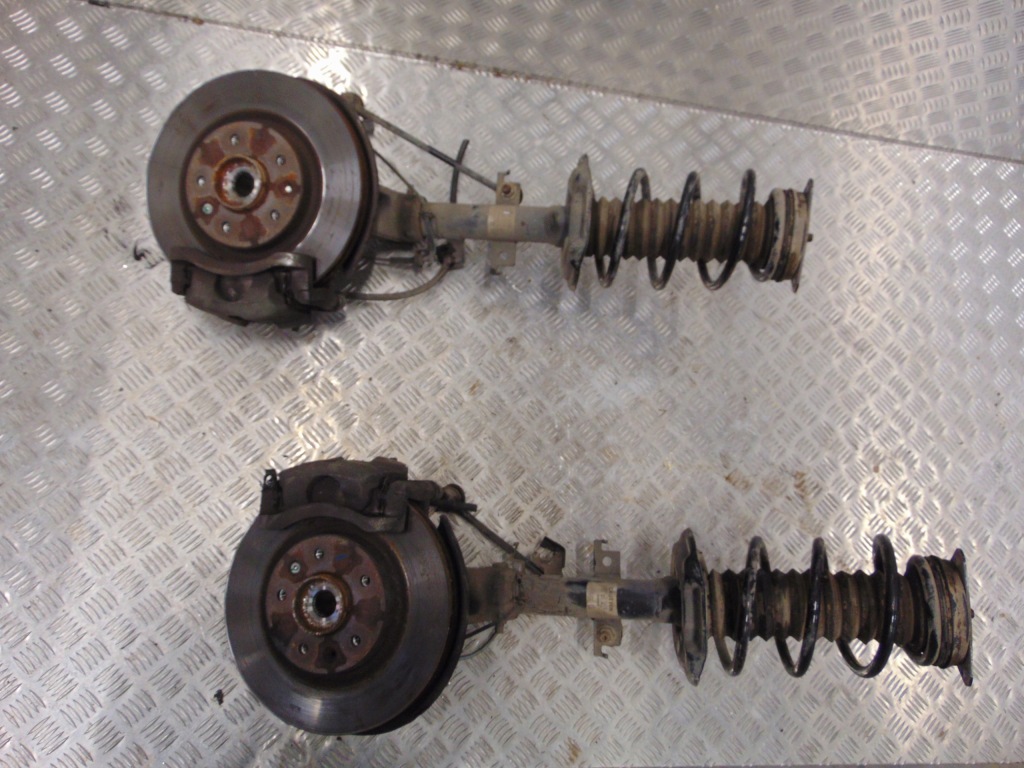 фото №1, Nissan qashqai ii lift амортизационная стойка поворотный кулак правая 1.5dci