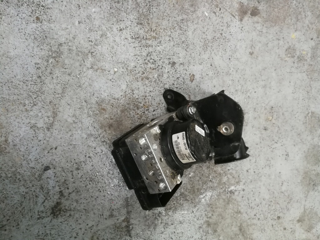 фото №6, Насос abs toyota yaris iii