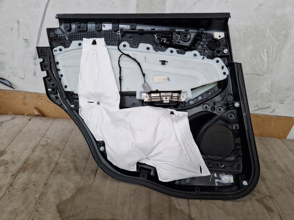 фото №5, Ford edge mk2 обшивка двері правий задня світла шкіра