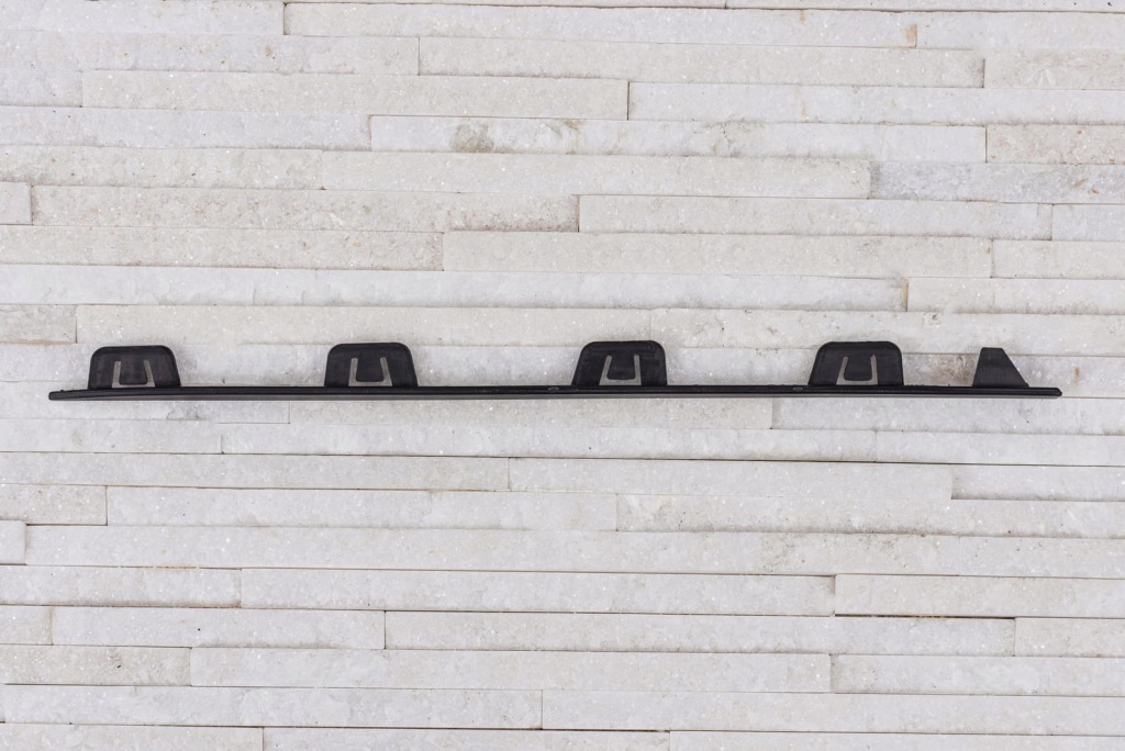 Mercedes a-class w177 2018+ молдинг передний бампера левая a1778854303 Доставка