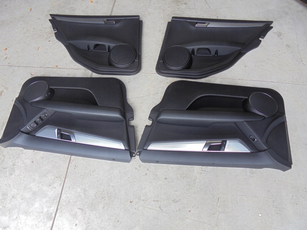 фото №10, Mercedes c klasa w204 lift sedan комплект сидений заднее сиденье обшивки подлокотник