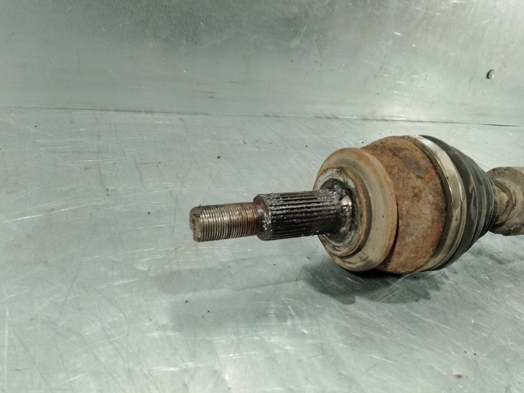 фото №3, Приводной вал левая перед toyota rav4 iii 2.2 16v d4d