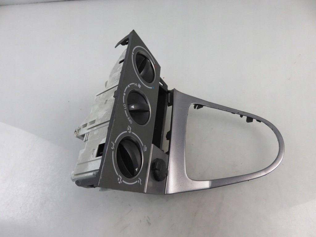 фото №6, Панель обдув с ac pontiac vibe i