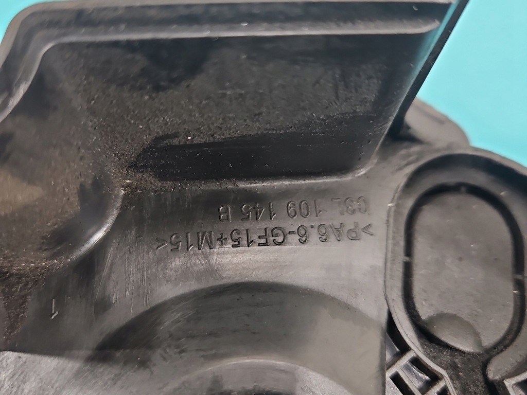 Корпус розподільного валу vw passat b6 2.0 tdi 05-10 Доставка