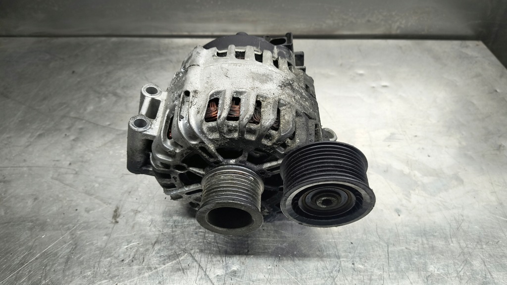 Купити Bmw 3.0b n54b30a генератор 7573754