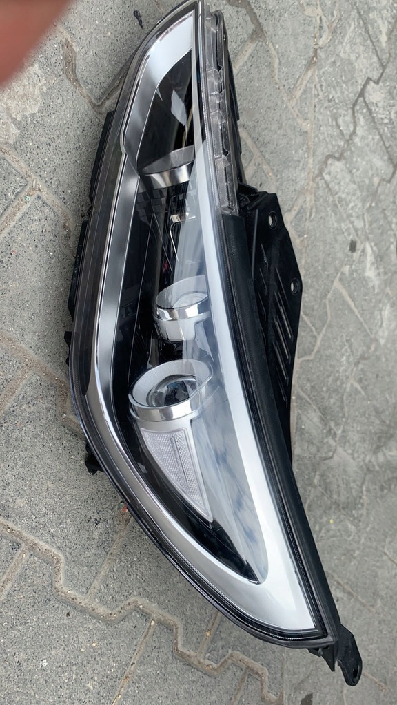 фото №1, Hyundai i30 2017- full led лампа левая перед