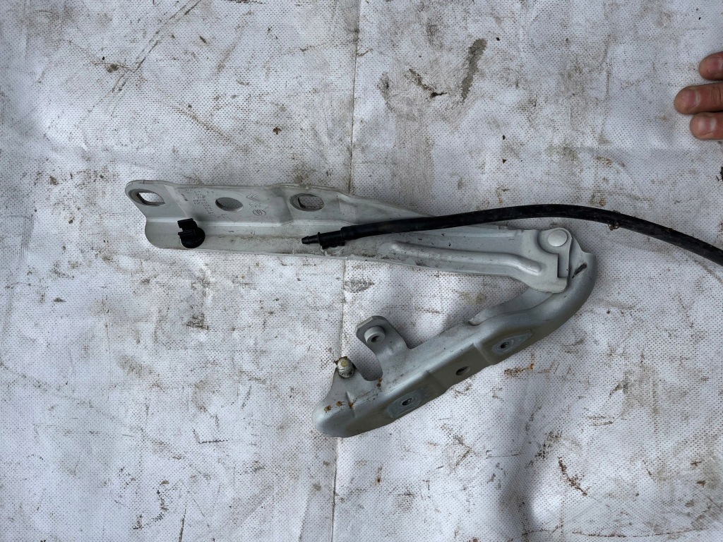 фото №1, Петля капот правий citroen ds5 i kwe 9803222580