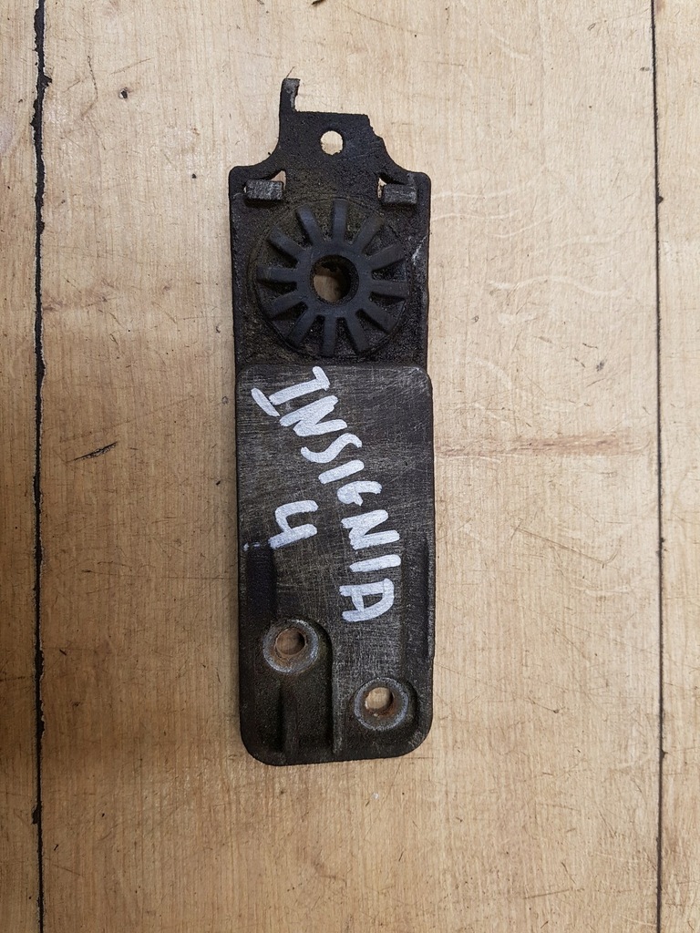 фото №1, Кронштейн радиатора opel insignia a