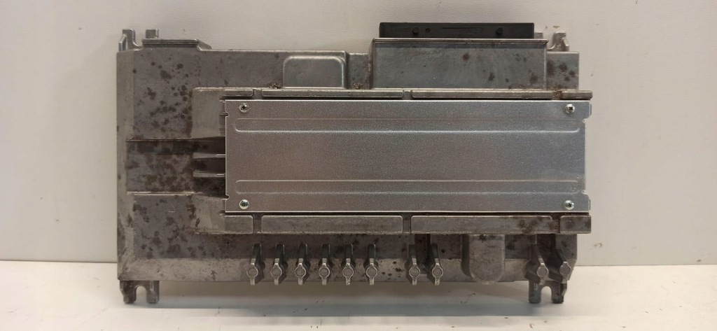 фото №1, Audi a1 82a усилитель bang olufsen 83a035465a