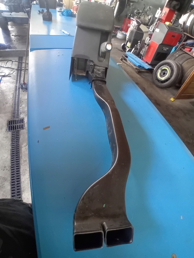 фото №10, Skoda octavia ii подлокотник