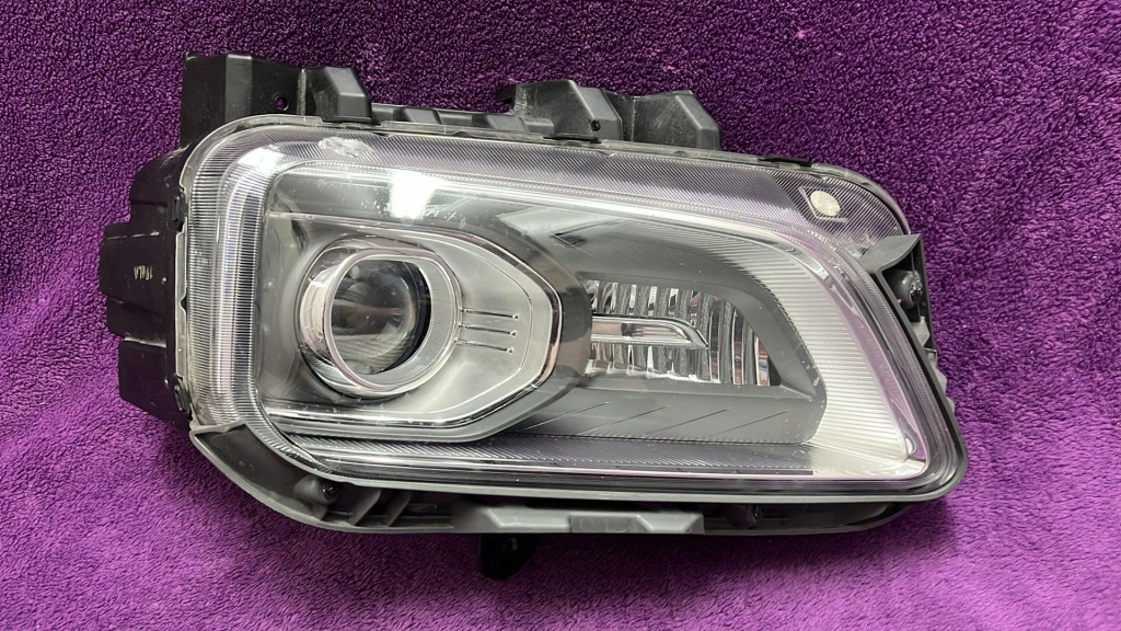 фото №1, Лампа hyundai kona full led правая w бампер europa перед