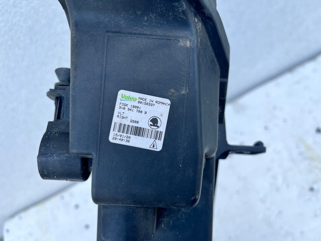 фото №7, Противотуманная фара led drl правый skoda superb 3 iii lift 3v0941700b