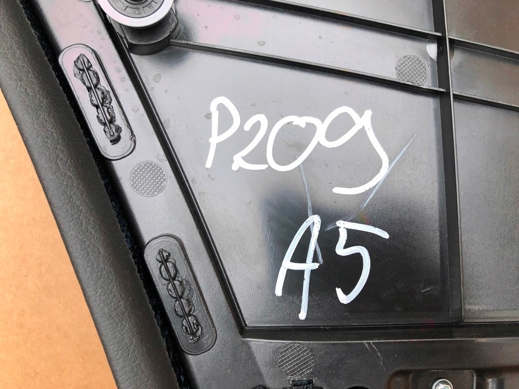 фото №16, Обшивки двері набір задня перед лівий правий a5 lift