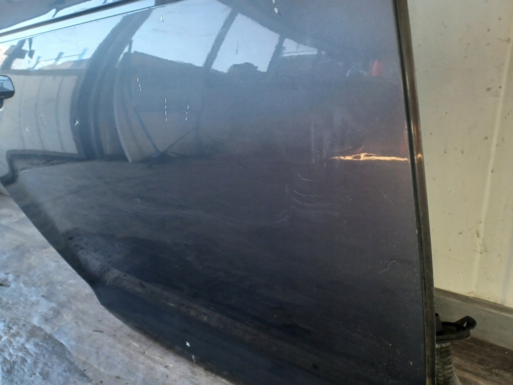 Дверь --- audi a4 b9 седан дорестайлинг  2015-2019 -- задняя правое  -- коплектная с Разборки