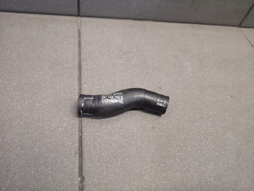 Купить Шланг audi a8 d3 057145742b