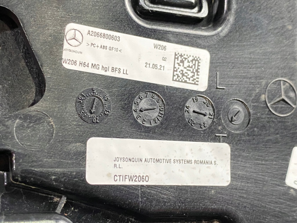 фото №6, Mercedes c-klasa w206 молдинг декоративна na консоль