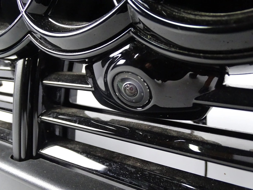 фото №9, Бампер передний audi e-tron 4ke s-line 4ke807437c 4ke s-21