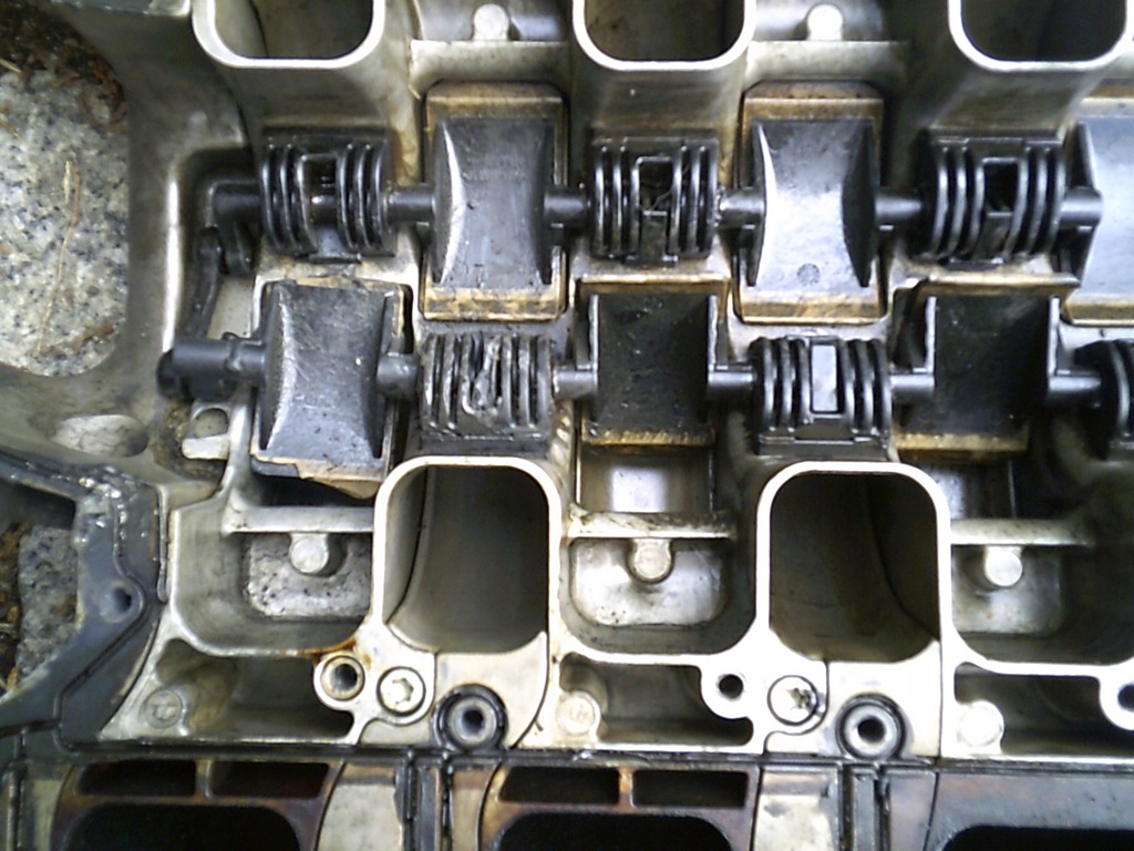 фото №8, Audi s8 d3 4e0 s6 c6 4f0 5.2 v10 коллектор всасывающий крышки 07l133185c