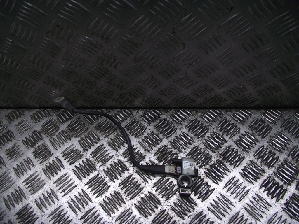 фото №1, Клемма массовая минус hyundai ix35 lift 14r 1.7crdi 37180-2s200