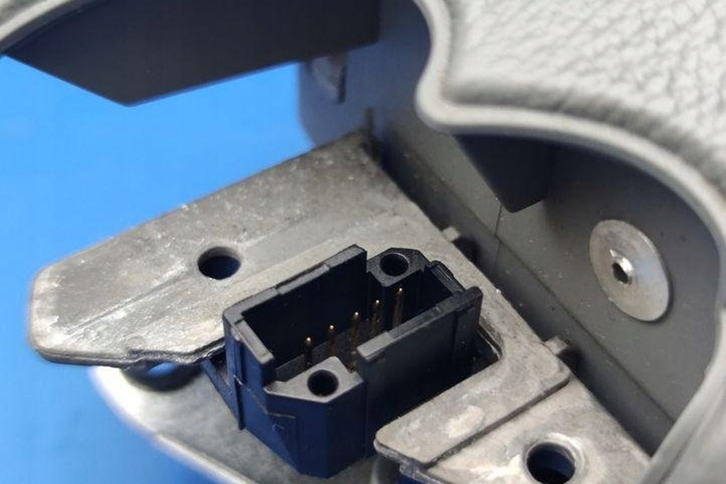 фото №10, Подушка безопасности водителя mercedes-benz clk c209 2304600798 2.2l дизель 110kw 2005