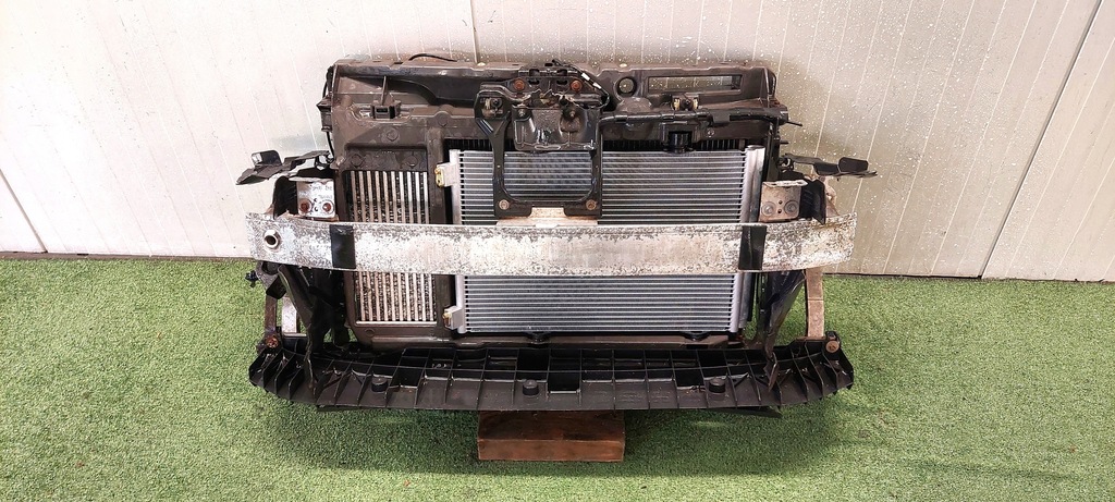 фото №1, Pas передний kompletny peugeot 2008